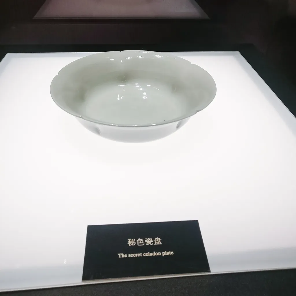 The “Lost” Secret Color Porcelain