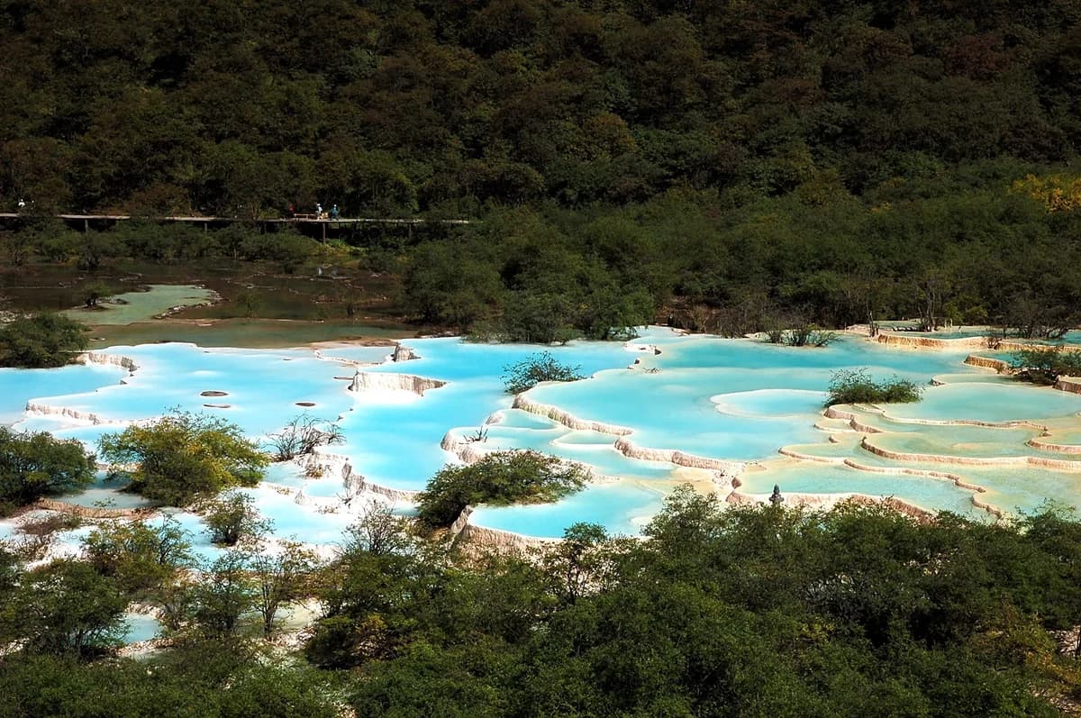Must-See Attractions Near Jiuzhaigou: Nature & Culture Highlights