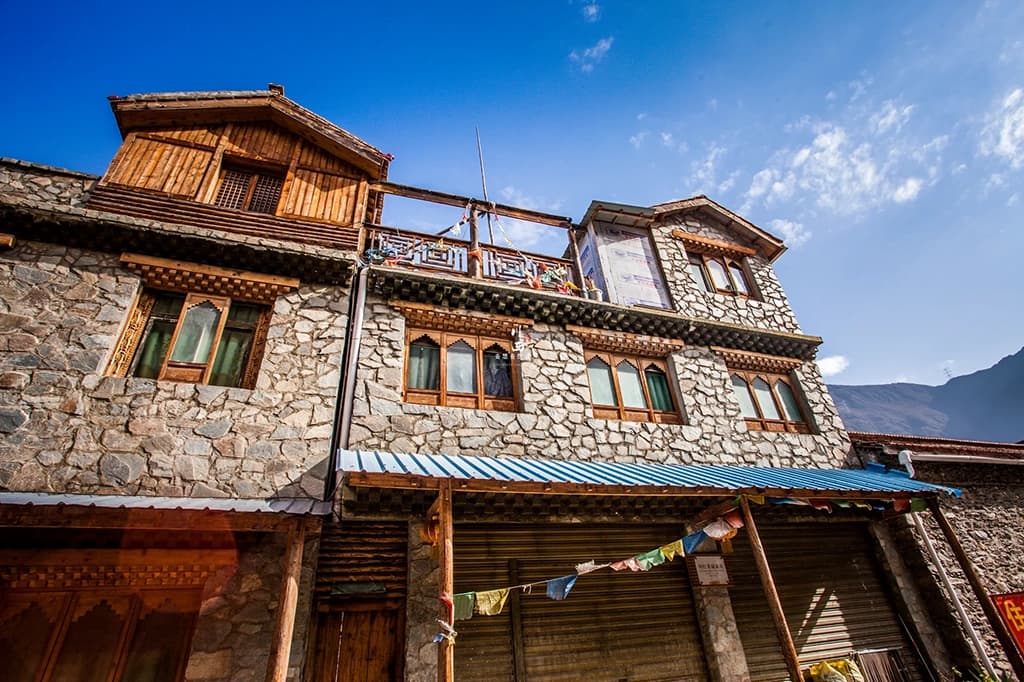 Se'er Gu Tibetan Village