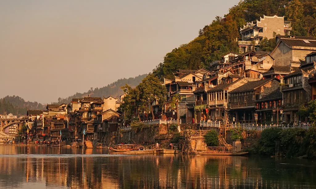 Classic Zhangjiajie to Fenghuang Itinerary & Travel Tips