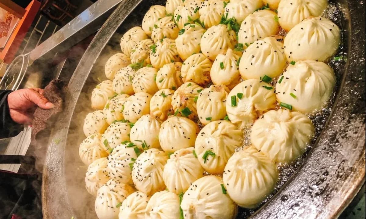 Explore Shanghai Cuisine: Classic Dishes, Western Sweets & Coffee Culture