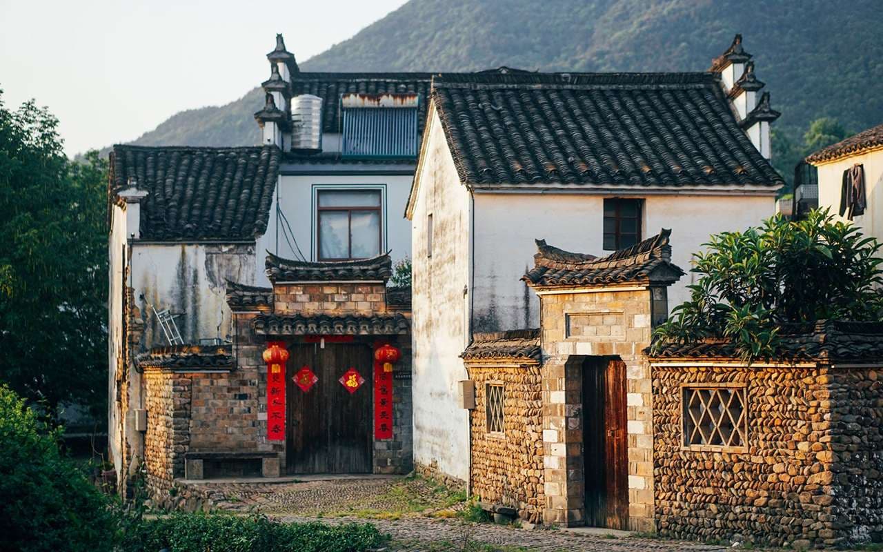Explore the Best Jiangnan Ancient Towns: Waterways, Culture, and Hidden Gems