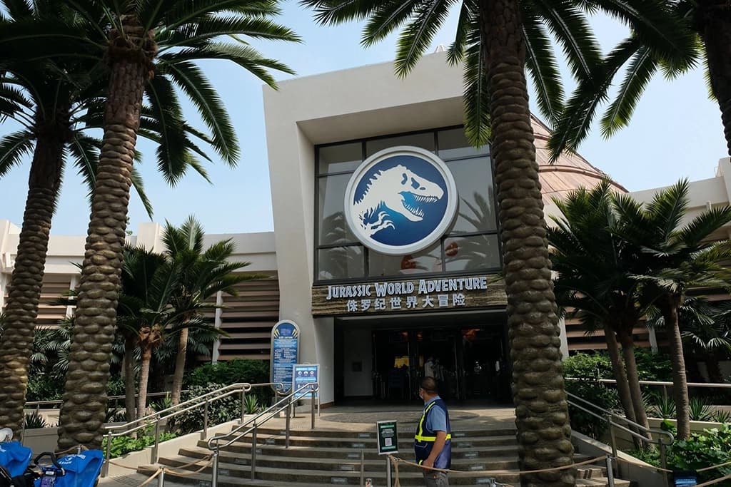 Beijing Universal Studios Jurassic World Adventure