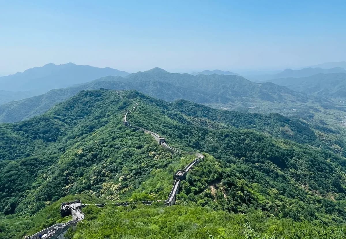 Badaling vs Mutianyu Great Wall: How to Choose the Right Section (2026 Guide)
