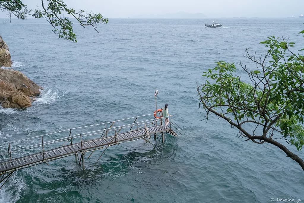 Sai Wan Swimming Shed