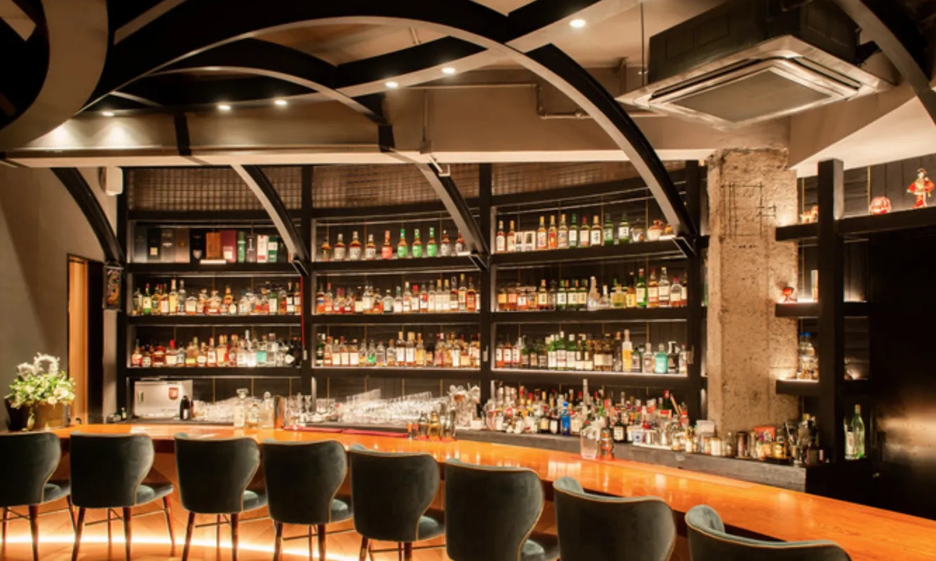 Best Nightlife in Shanghai: Bars, Clubs & Live Music