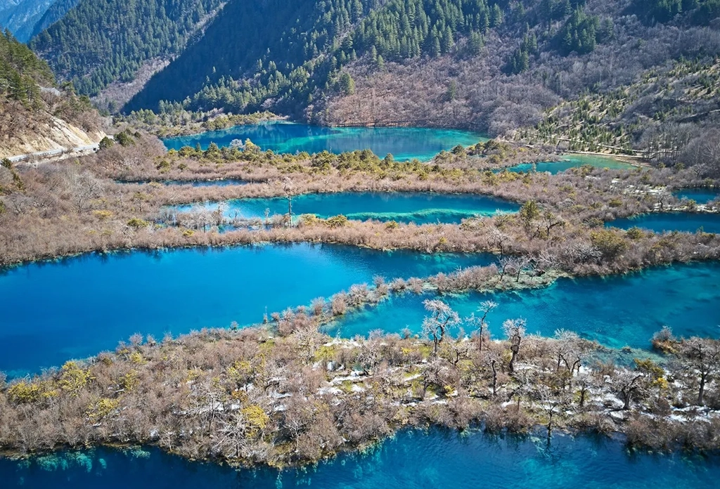 Jiuzhaigou Shuzheng Lakes