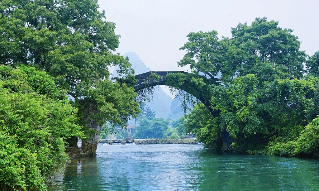 Yangshuo Travel Guide: Best Things to Do in 2 Days